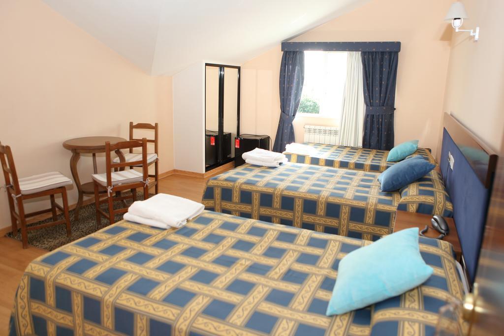 Hotel Santa Cruz Montaos エクステリア 写真