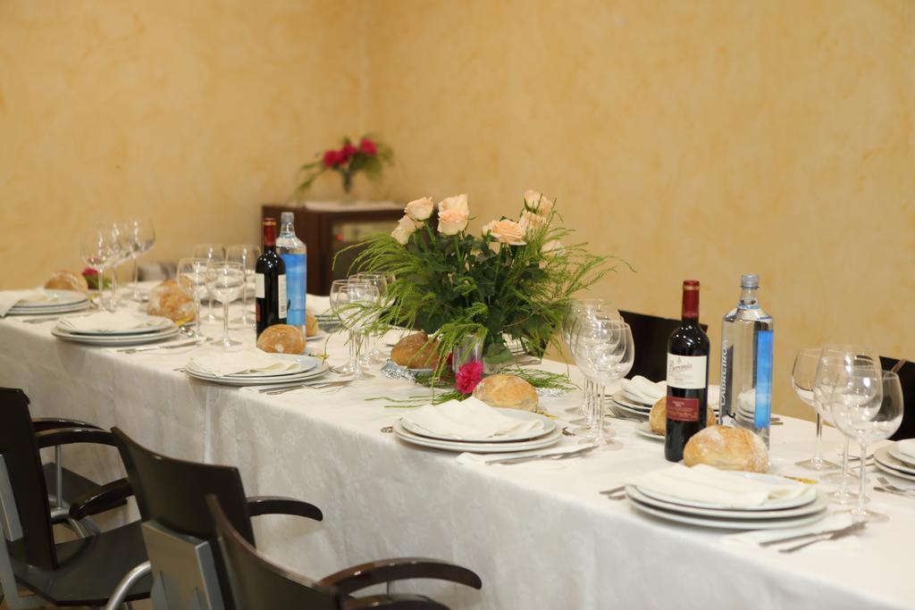 Hotel Santa Cruz Montaos エクステリア 写真